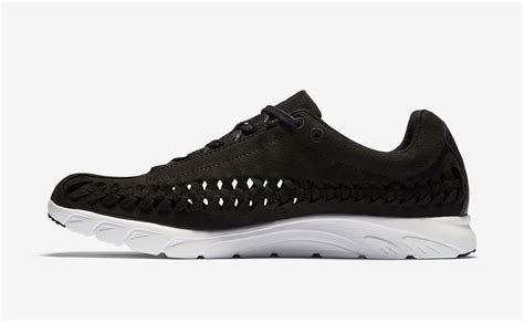 nike mayfly woven black